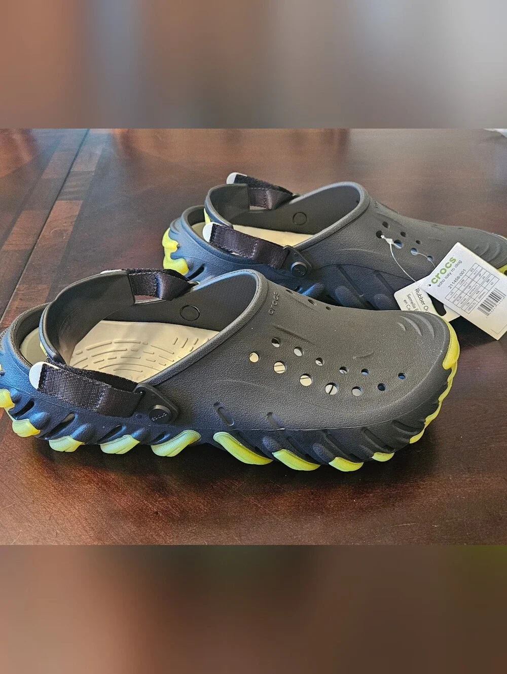 CROCS lightweight slip